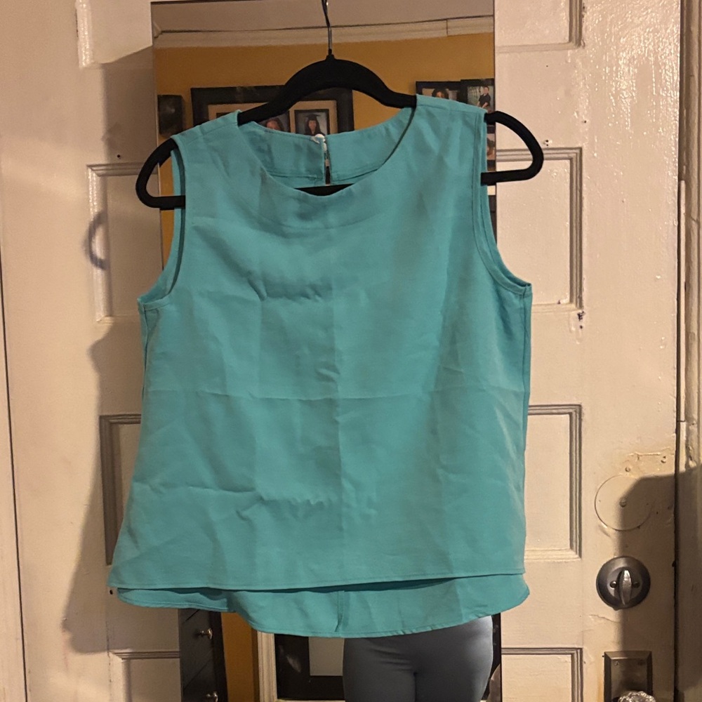 Sleeveless Aqua Top